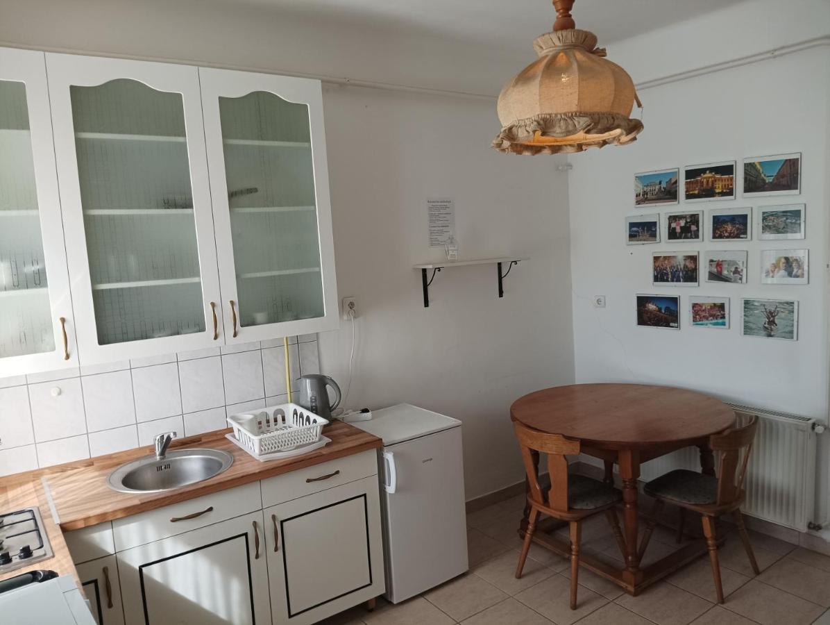 Sarahome2 Segedin Dış mekan fotoğraf